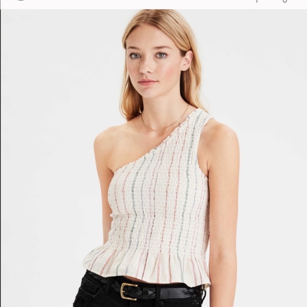 One shoulder top